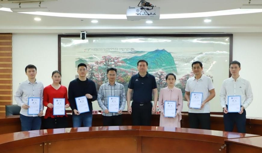 图片5.jpg 图片5.jpg